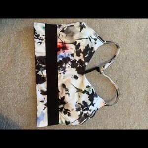 Nike Sports Bra/ Crop top